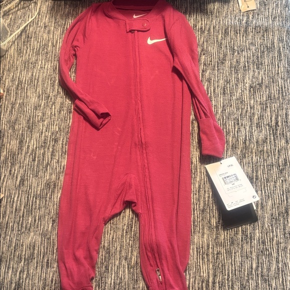 Nike Other - Baby Girl Nike outfit convertible pajama bodysuit